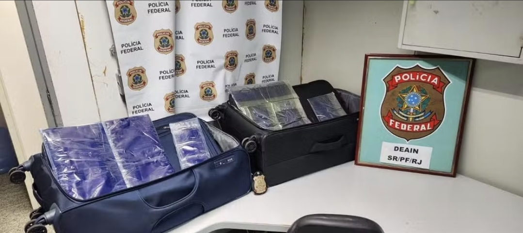 PF prende homem com mais de 5 kg de cocaína no Galeão