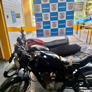 Polícia recupera motos e prende três após sequência de furtos em Piratininga