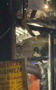 Vídeo mostra PMs carregando suspeito ferido após confronto no Complexo da Pedreira.