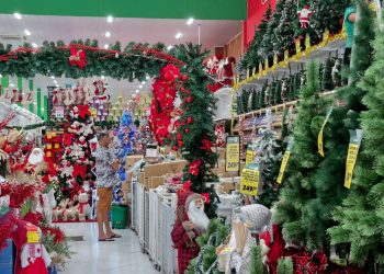 Comércio de Niterói esquenta e começa com as contratações para a Black Friday e o Natal
