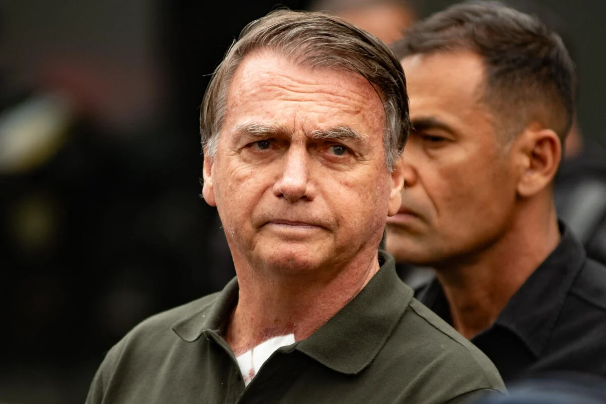 Supremo analisa em plenário virtual se mantém a prisão preventiva do ex-presidente Jair Bolsonaro.