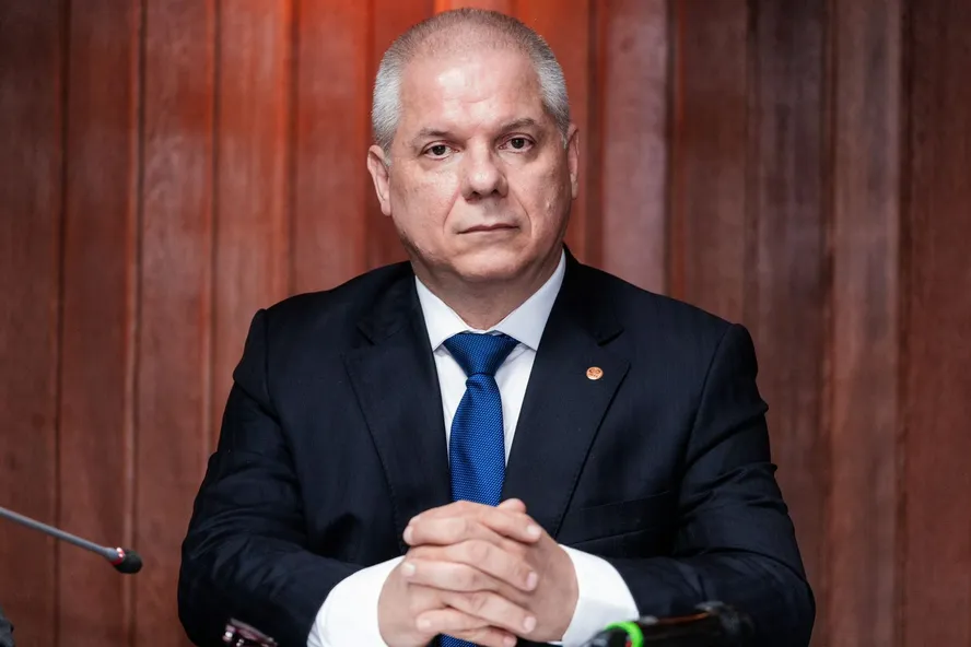 Ex-presidente do INSS é preso pela PF