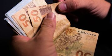 Pagamento do Bolsa Família é liberado para beneficiários com NIS final 8, seguindo o calendário oficial do programa.