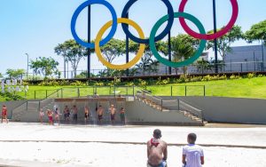 Após o Natal, calor intenso no Rio eleva procura por atendimento nas unidades de saúde.