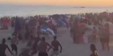 Banhistas relatam baderna, uso de drogas e acúmulo de lixo em praias de Macaé, gerando preocupação com segurança e lazer.