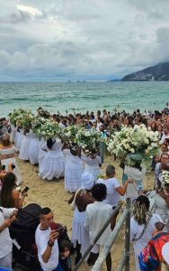 Dia de Iemanjá no Arpoador terá 21 atrações artísticas e religiosas com rituais e apresentações culturais abertas ao público.