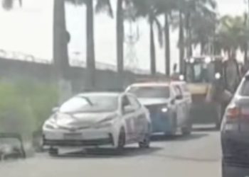 Tiroteio provoca interdição temporária da BR 101 em São Gonçalo e afeta o trânsito na região.