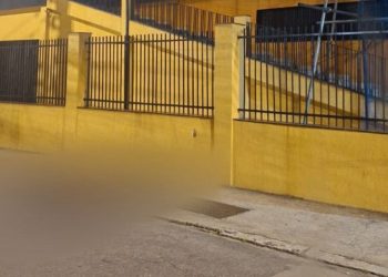 Dois suspeitos pela morte de menina de 8 anos foram encontrados mortos em Nova Iguaçu. Polícia investiga o caso e possíveis conexões.