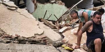 Desabamento de prédio no Engenho Novo deixa feridos e mobiliza equipes de resgate no Rio de Janeiro