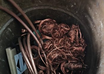 Operação investiga grupo que teria movimentado mais de R$ 53 milhões com furto de cabos no Rio de Janeiro.