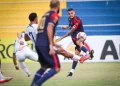 Maricá FC sofre virada em Saquarema e se complica no Grupo X do Campeonato Carioca 2026. Time precisa reagir nas próximas rodadas.