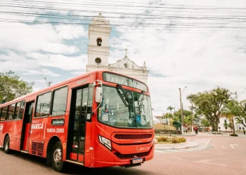 Maricá implanta botão do pânico em ônibus municipais para reforçar a segurança de passageiros e motoristas no transporte público.