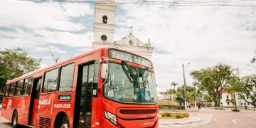 Maricá implanta botão do pânico em ônibus municipais para reforçar a segurança de passageiros e motoristas no transporte público.