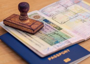 Passaporte e vistos em 2026: custos, requisitos e estratégias para evitar negativas