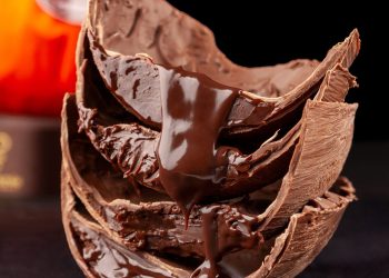 Rio Sucrée lança menu de Páscoa com chocolates premium e ações de futebol