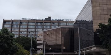 Justiça do RJ decreta prisão de ex-jogador Denilson por não pagar R$ 225 mil em pensão