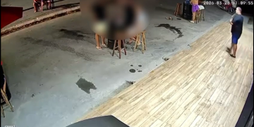 Homem de 38 anos, filho de vereador, é morto a tiros em frente a bar na Baixada Fluminense