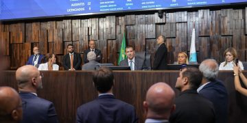 TJRJ anula eleição de Douglas Ruas e mantém Ricardo Couto como governador do Rio