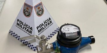 Dois homens são presos por furto de hidrômetro na Avenida Marquês do Paraná, Niterói