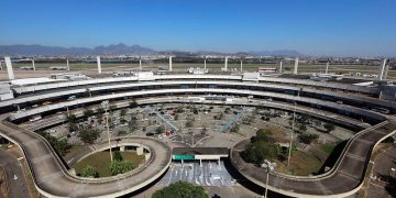 Galeão é leiloado com expectativa de R$ 932,8 milhões e mudanças na gestão do aeroporto