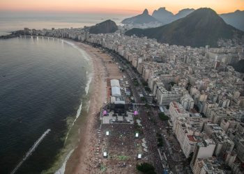 Rio registra 3,2 milhões de turistas no outono de 2025 e projeta crescimento para 2026