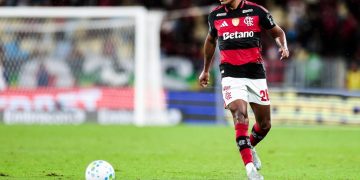 Flamengo estreia com vitória de 2 a 0 sobre o Cruzeiro sob comando de Leonardo Jardim