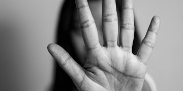 Mais de 14 mil medidas protetivas de violência contra mulheres são concedidas no Rio em 2026