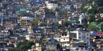 Rocinha recebe projeto de audiovisual para moradores jovens e diversificados