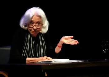 Fernanda Montenegro retorna ao Rio com shows sobre Nelson Rodrigues e Simone de Beauvoir