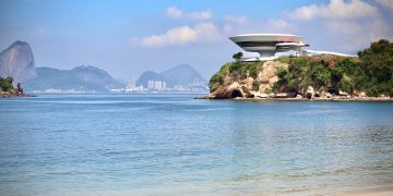 Semana no Leste Fluminense tem calor intenso, alta umidade e chuvas frequentes