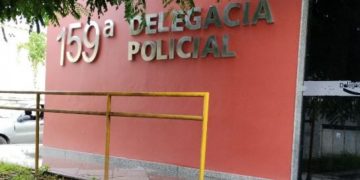 Homem morre e quatro ficam feridos em ataque a tiros em bar de Cachoeiras de Macacu