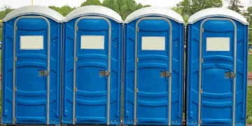 Alerj aprova lei que exige banheiros químicos acessíveis em eventos no Rio