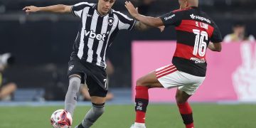 Botafogo em crise após eliminação na pré-Libertadores; Flamengo busca afirmação após início de temporada positivo