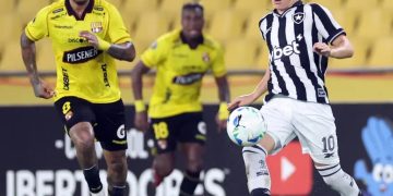 Botafogo disputa classificação na Libertadores contra Barcelona às 21h30 no Nilton Santos