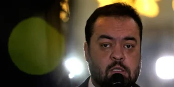 Governador do Rio de Janeiro define chapa para possível governo temporário, sem vice na gestão