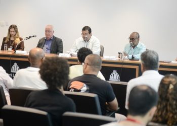 Dados mostram que 95% das crianças de até 12 anos têm smartphones no Rio de Janeiro