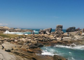 Rio das Ostras, destino cultural e praias de águas tranquilas a 170 km de Niterói