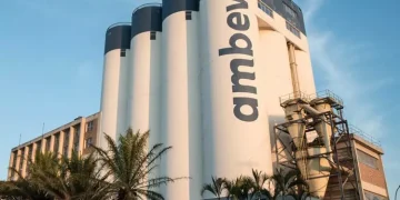 Ambev reduz consumo de água por litro de cerveja e investe em recuperação de mananciais