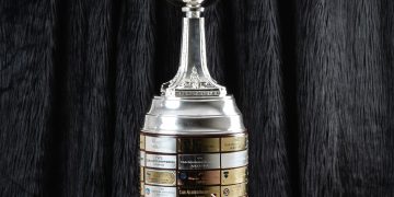 Sorteio da Libertadores 2026 define desafios de Flamengo e Fluminense em grupos com jogos de altitude