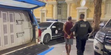 Homem foragido da Bahia é preso durante abordagem em Maricá
