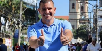 Douglas Ruas é eleito presidente da Alerj e pode assumir o governo do RJ interinamente