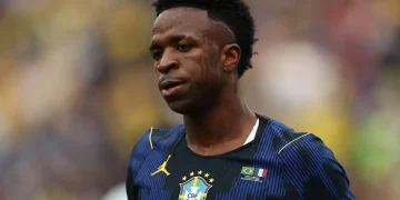 Brasil sofre derrota para França em amistoso; último teste antes da Copa