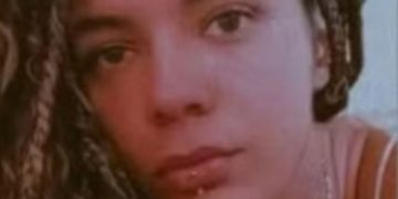 Mulher fica gravemente ferida após agressão por assédio e discriminação homofóbica em Maricá