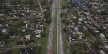 Confronto entre polícia e criminosos em São Gonçalo provoca troca de tiros e reforço policial
