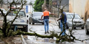 Alerj destina R$ 16 milhões a municípios afetados por chuvas no estado