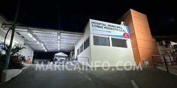 Paciente enfrenta demora de mais de duas horas por superlotação no Hospital Municipal de Maricá