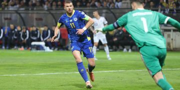 Itália é eliminada na fase de classificação após empate com Bósnia e pênalti perdido