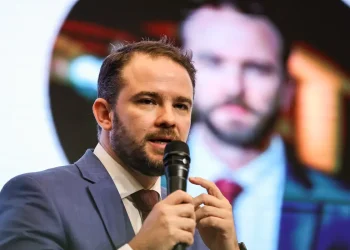 Lula confirma Dario Durigan como novo ministro da Fazenda após saída de Haddad