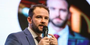 Lula confirma Dario Durigan como novo ministro da Fazenda após saída de Haddad