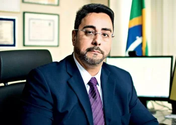 Justiça nega isenção de Imposto de Renda a ex-juiz por falta de vínculo comprovado